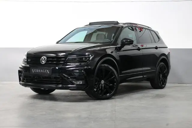 Photo 1 : Volkswagen Tiguan 2020 Essence