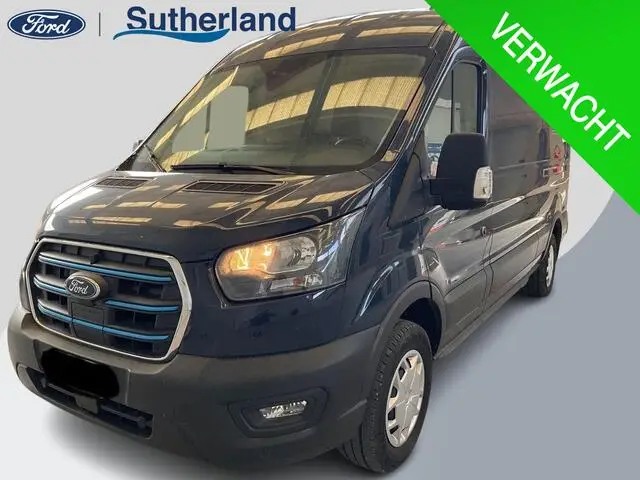 Photo 1 : Ford E-transit 2023 Électrique