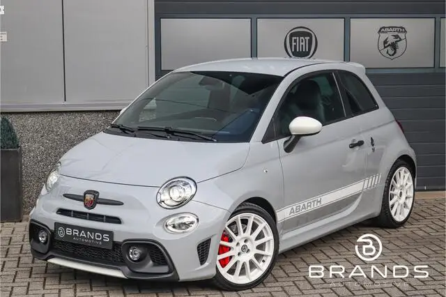 Photo 1 : Abarth 595 2021 Petrol