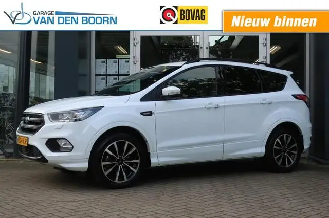 Photo 1 : Ford Kuga 2018 Essence