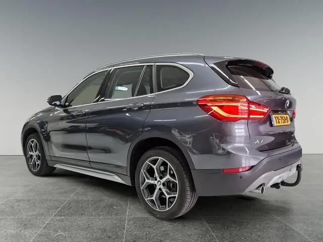 Photo 1 : Bmw X1 2018 Petrol