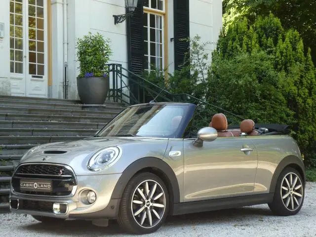 Photo 1 : Mini Cooper 2017 Petrol