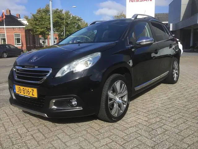 Photo 1 : Peugeot 2008 2015 Petrol