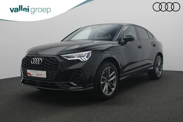 Photo 1 : Audi Q3 2023 Hybride