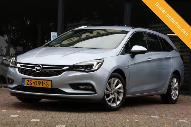 Photo 1 : Opel Astra 2019 Petrol