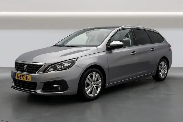 Photo 1 : Peugeot 308 2019 Essence