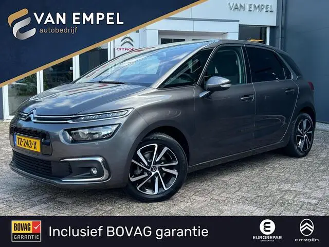 Photo 1 : Citroen C4 2018 Essence