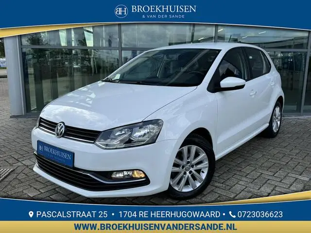 Photo 1 : Volkswagen Polo 2017 Essence