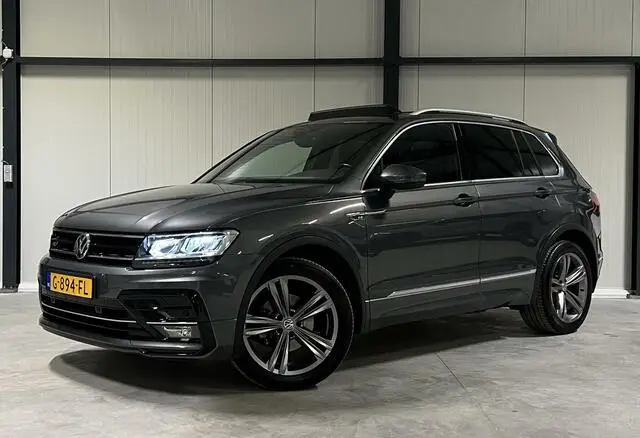 Photo 1 : Volkswagen Tiguan 2019 Essence