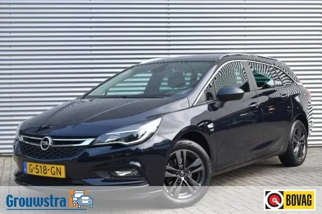 Photo 1 : Opel Astra 2019 Essence