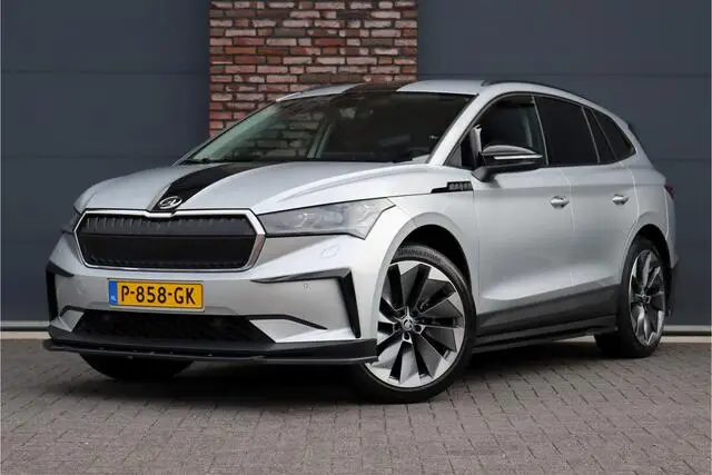 Photo 1 : Skoda Enyaq 2022 Electric