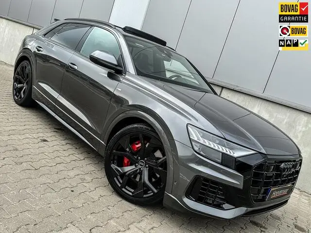 Photo 1 : Audi Q8 2021 Hybrid