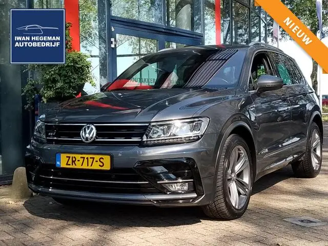 Photo 1 : Volkswagen Tiguan 2019 Petrol