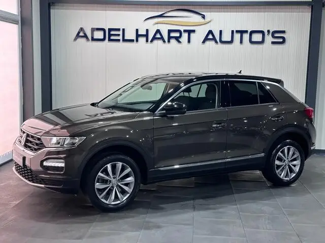 Photo 1 : Volkswagen T-roc 2018 Essence