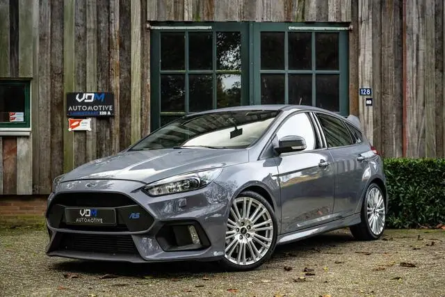 Photo 1 : Ford Focus 2018 Petrol