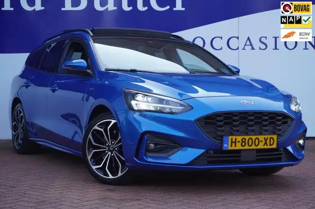 Photo 1 : Ford Focus 2020 Petrol