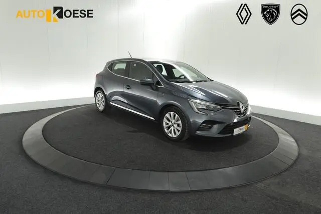 Photo 1 : Renault Clio 2022 Petrol