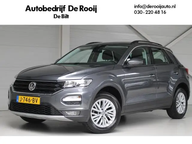 Photo 1 : Volkswagen T-roc 2020 Essence