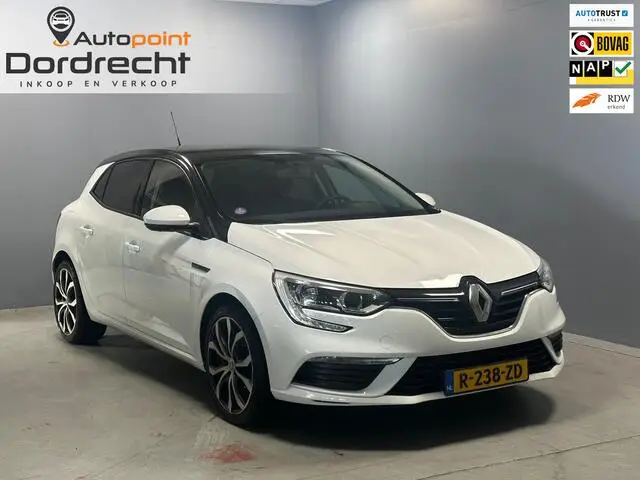 Photo 1 : Renault Megane 2017 Petrol