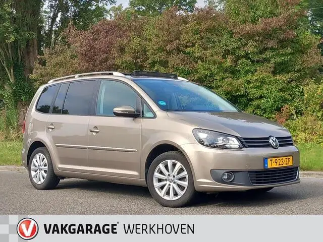 Photo 1 : Volkswagen Touran 2015 Petrol