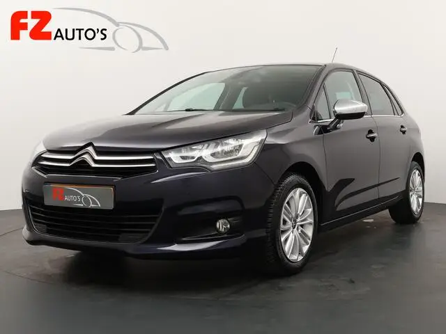 Photo 1 : Citroen C4 2015 Essence