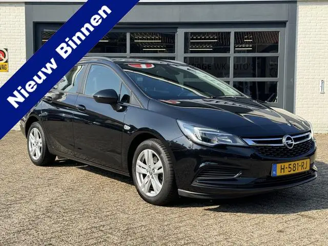 Photo 1 : Opel Astra 2019 Essence