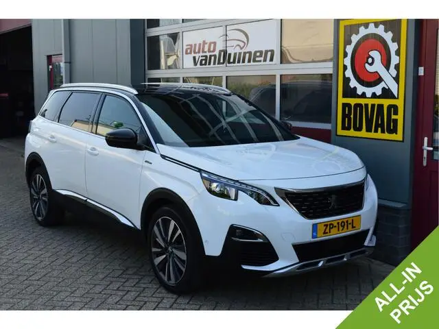 Photo 1 : Peugeot 5008 2019 Petrol