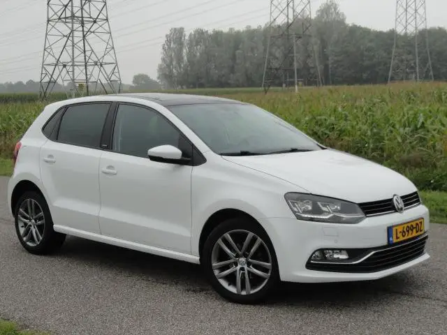 Photo 1 : Volkswagen Polo 2016 Essence