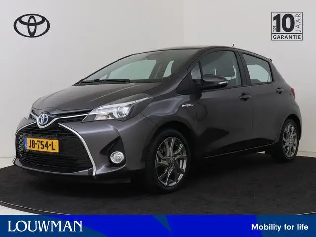 Photo 1 : Toyota Yaris 2016 Hybrid