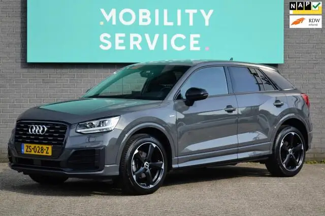 Photo 1 : Audi Q2 2019 Essence