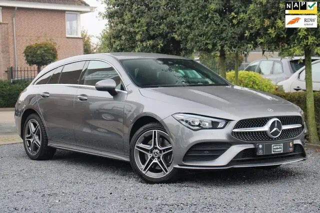 Photo 1 : Mercedes-benz Classe Cla 2021 Hybride