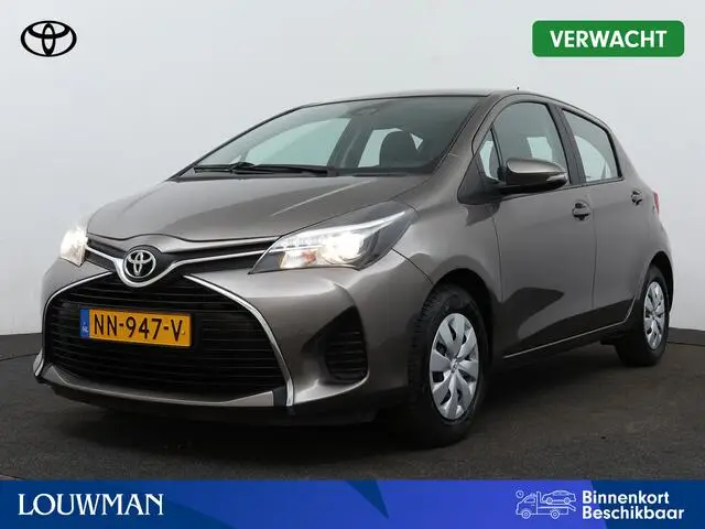 Photo 1 : Toyota Yaris 2017 Petrol