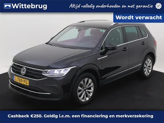 Photo 1 : Volkswagen Tiguan 2021 Petrol