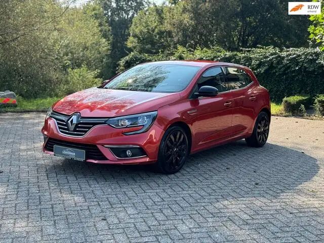 Photo 1 : Renault Megane 2016 Petrol