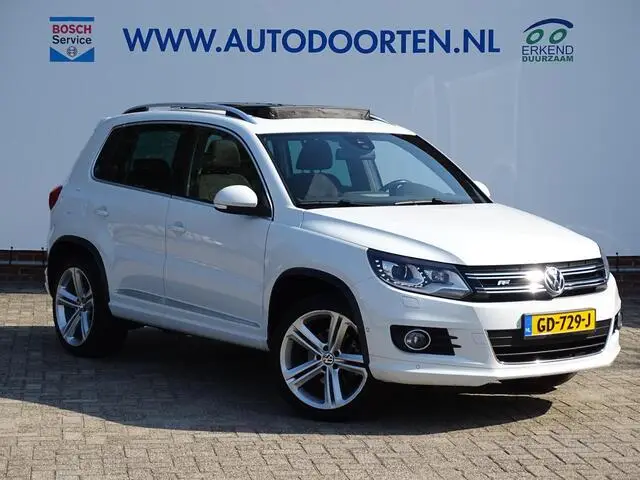 Photo 1 : Volkswagen Tiguan 2015 Petrol