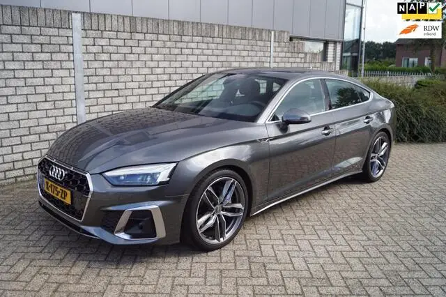 Photo 1 : Audi A5 2020 Petrol