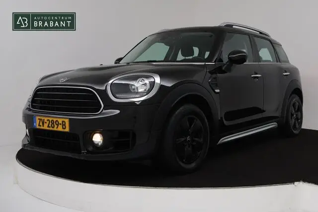 Photo 1 : Mini Countryman 2019 Essence