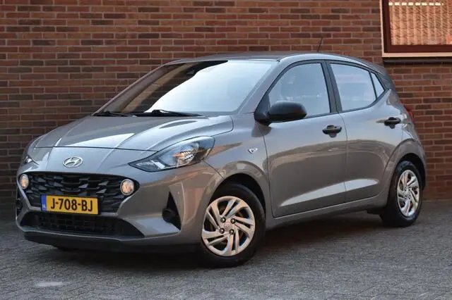 Photo 1 : Hyundai I10 2020 Essence