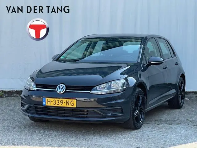 Photo 1 : Volkswagen Golf 2018 Essence