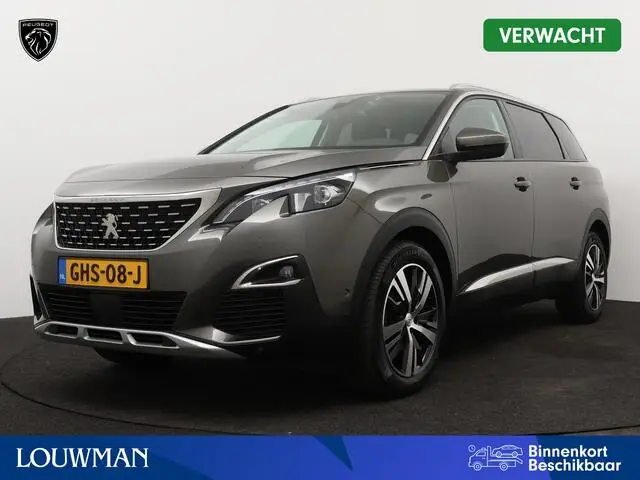 Photo 1 : Peugeot 5008 2020 Essence