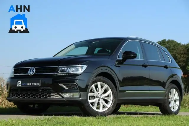 Photo 1 : Volkswagen Tiguan 2017 Petrol