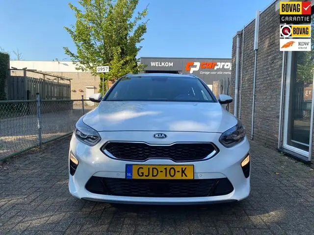 Photo 1 : Kia Ceed 2020 Essence