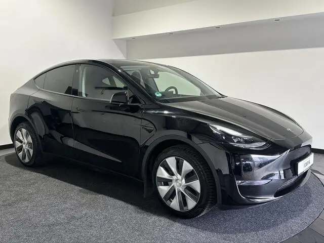 Photo 1 : Tesla Model Y 2022 Electric