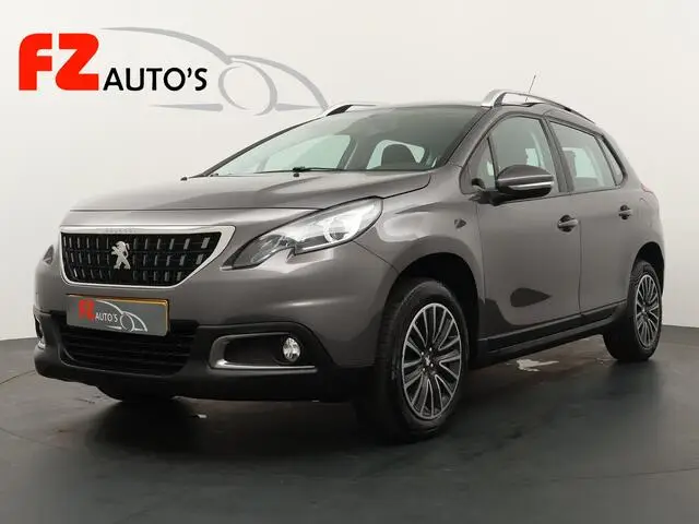 Photo 1 : Peugeot 2008 2017 Petrol