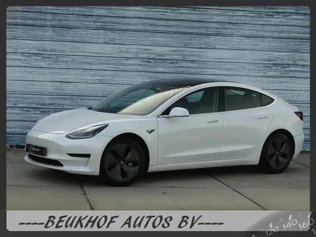 Photo 1 : Tesla Model 3 2020 Électrique