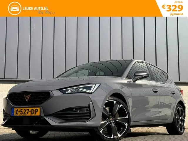 Photo 1 : Cupra Leon 2021 Petrol