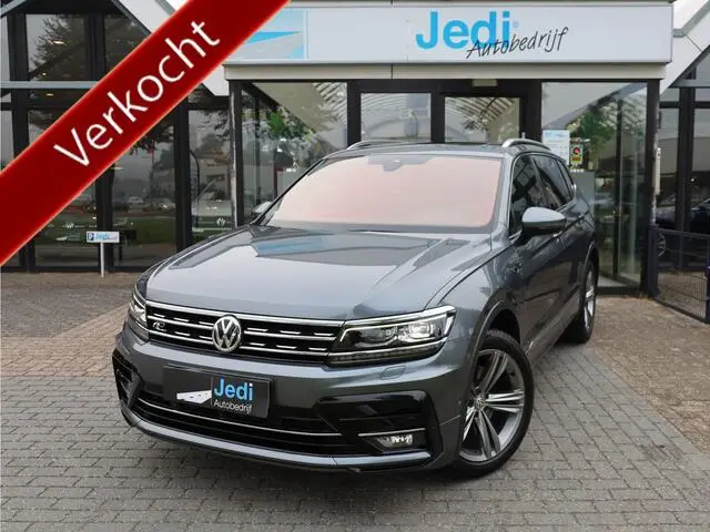 Photo 1 : Volkswagen Tiguan 2019 Essence