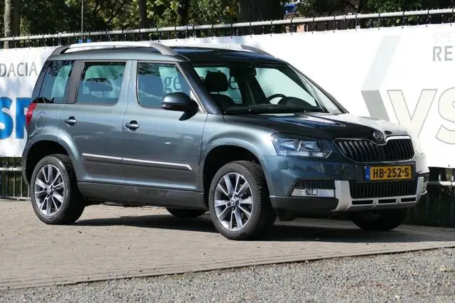 Photo 1 : Skoda Yeti 2015 Petrol