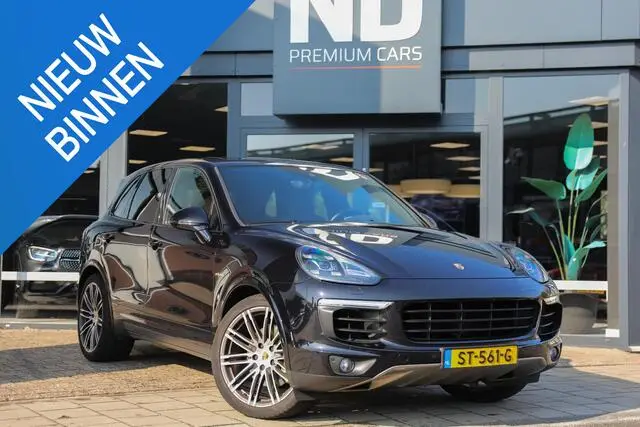 Photo 1 : Porsche Cayenne 2016 Hybride