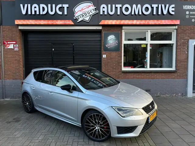 Photo 1 : Seat Leon 2016 Petrol